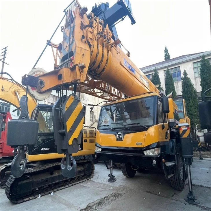 XCMG XCT80 Truck Crane high quality